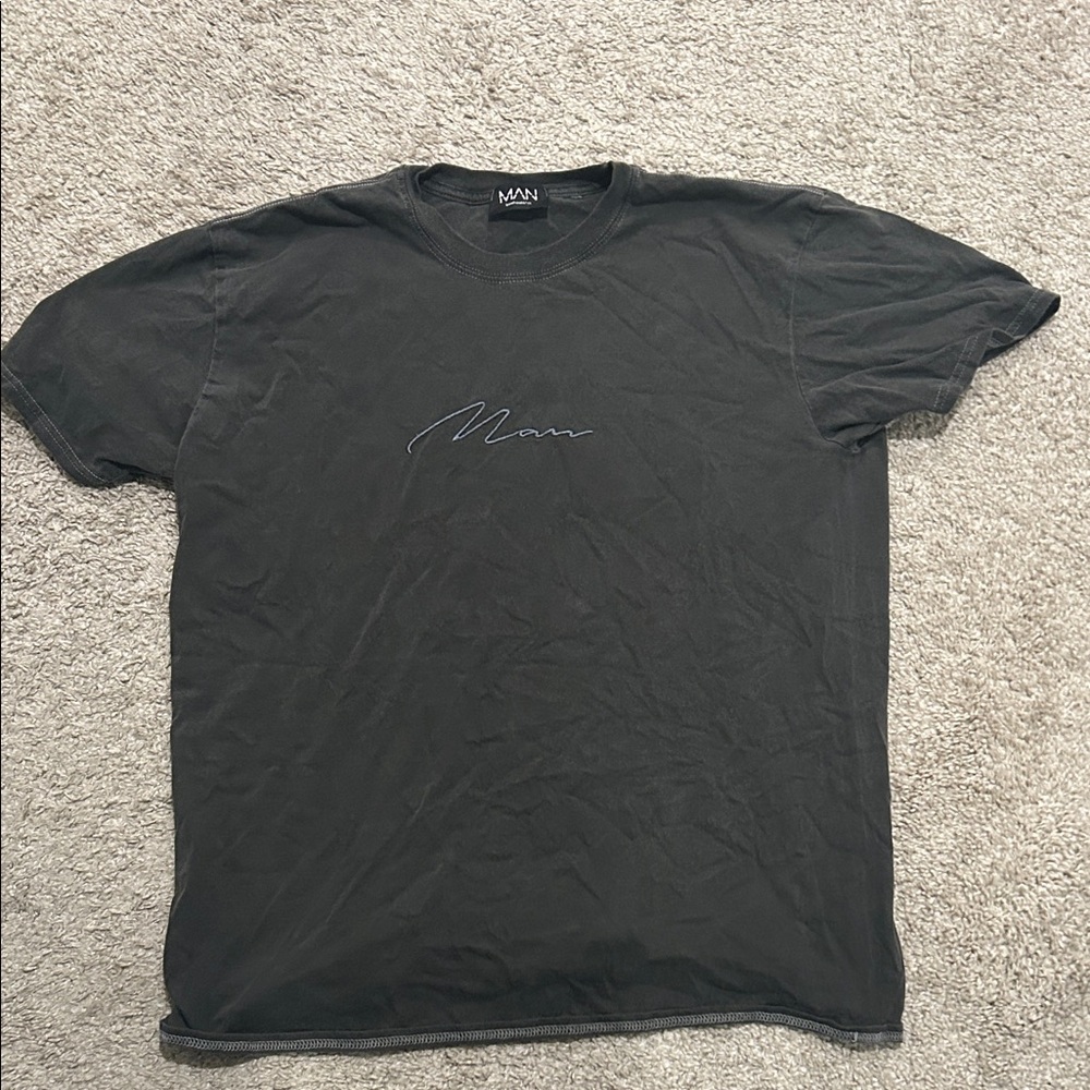 MAN Black Short Sleeve Tee